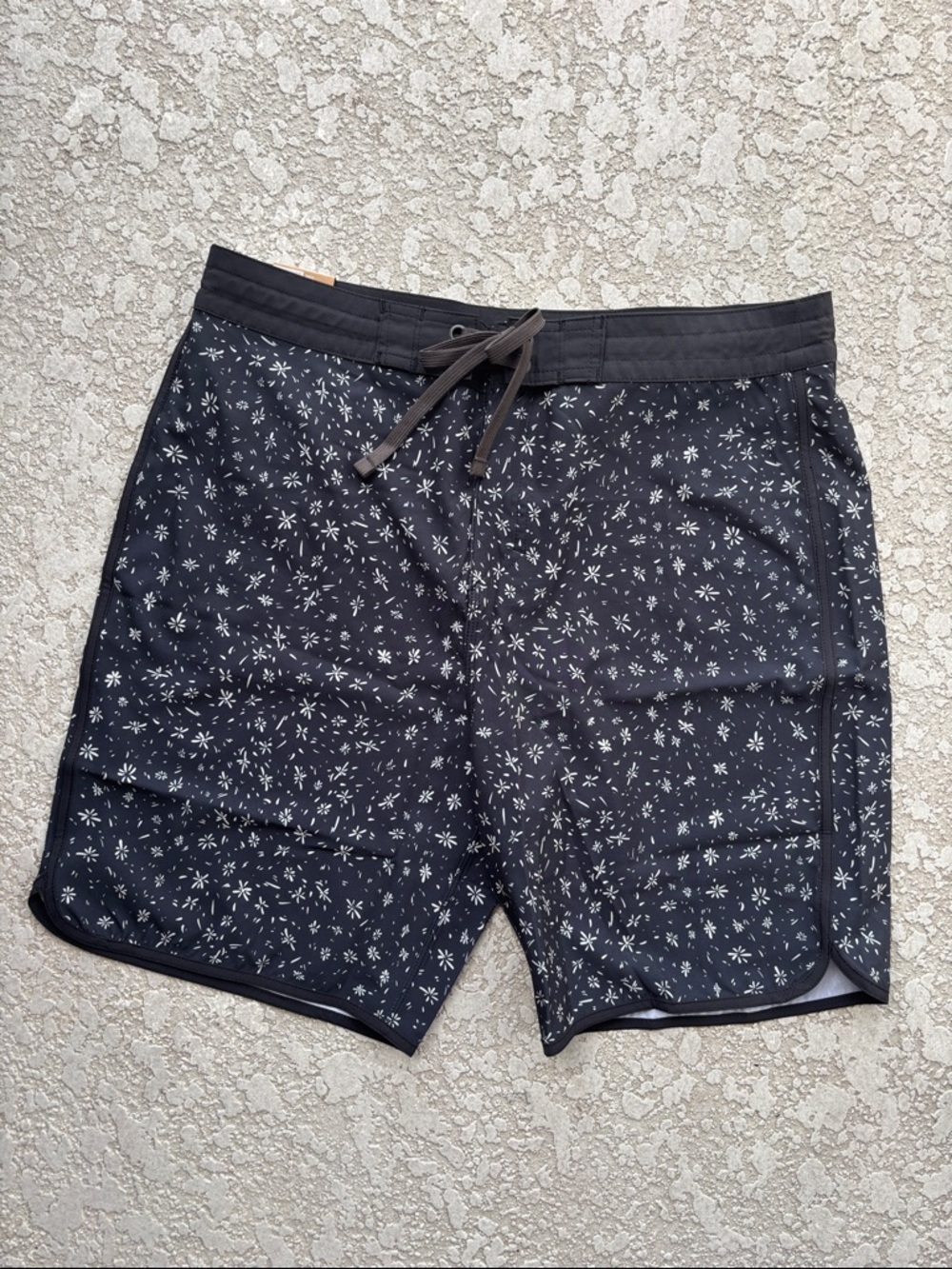 NWT prAna Vintage Boardshorts Unlined Swim Trunks Gorpcore 8" Inseam, Mens 32